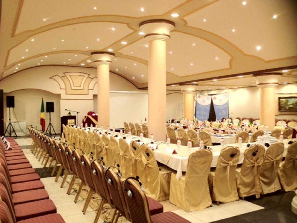 Atlantic Palace Hotel Pointe Noire Esterno foto