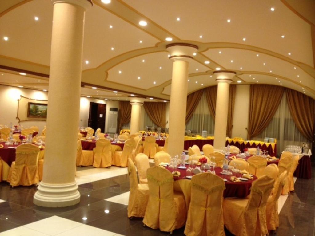 Atlantic Palace Hotel Pointe Noire Esterno foto